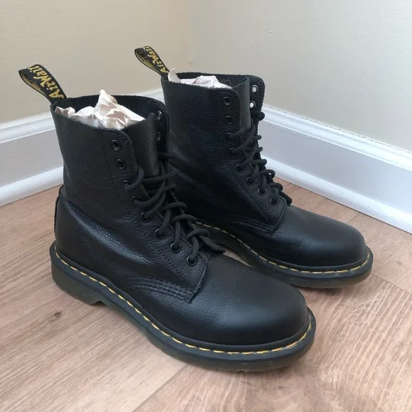 DR MARTENS Black Leather Pascal 1460 Combat Boots Size 8 - Picture 2 of 6
